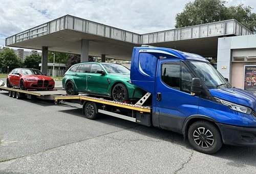 Nagy értékű sportautószállítás